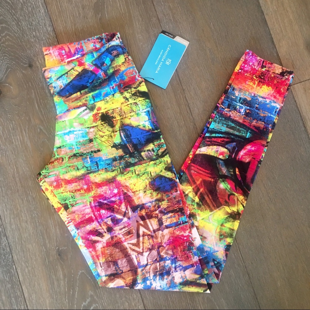 Radiant Abstract Graffiti Retro Yoga Leggings